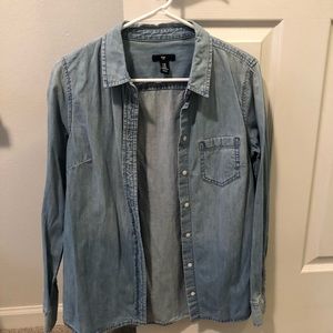 Gap chambray shirt